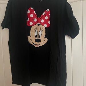 Disney Minnie Mouse Black Tee with Red Bow
